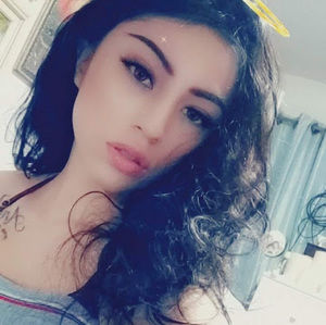 Meet your Posher, Thalia